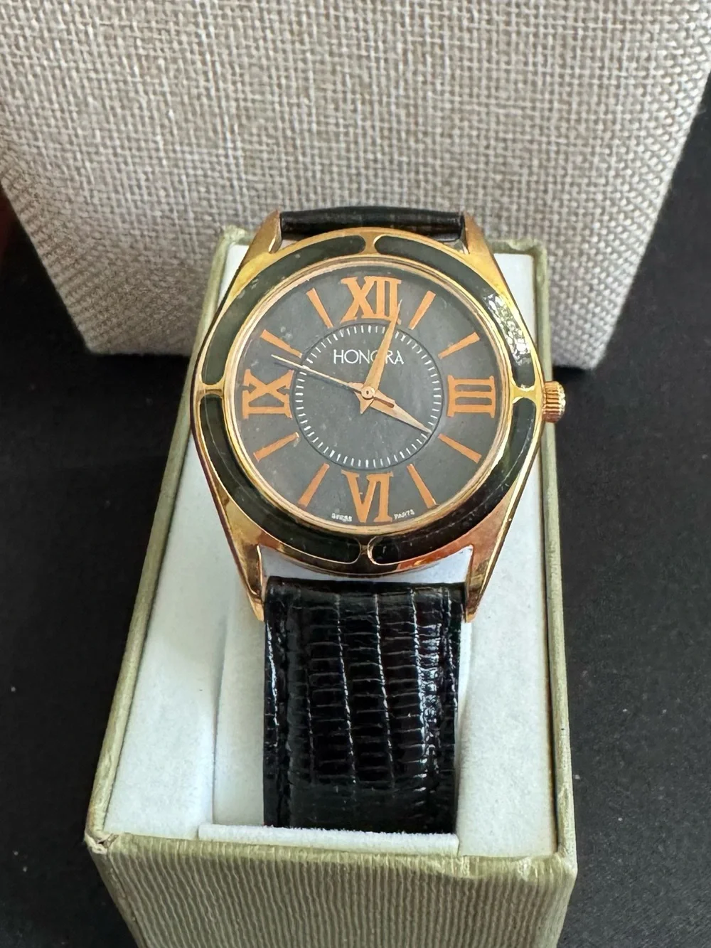 Honora Black Dial Bronze Gold Case Men/Women Dress Watch w/ Green Pearl Bezel